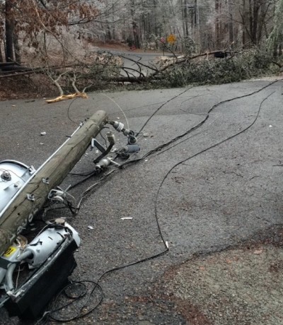 news-downed power lines ice storm 2015