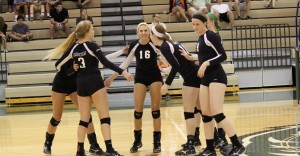 rp_primary_Volleyball_Huddle_8209-1