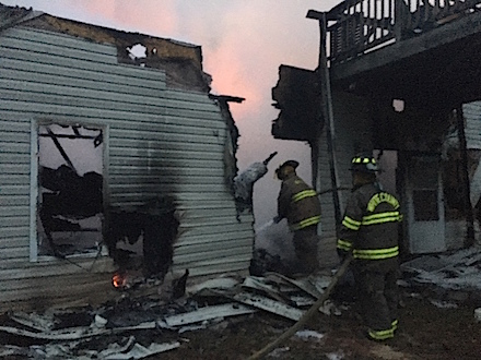 12-20-17-Ostrich-Dr-structure-fire-2