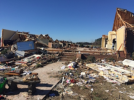 Tornado damage Albany 2017