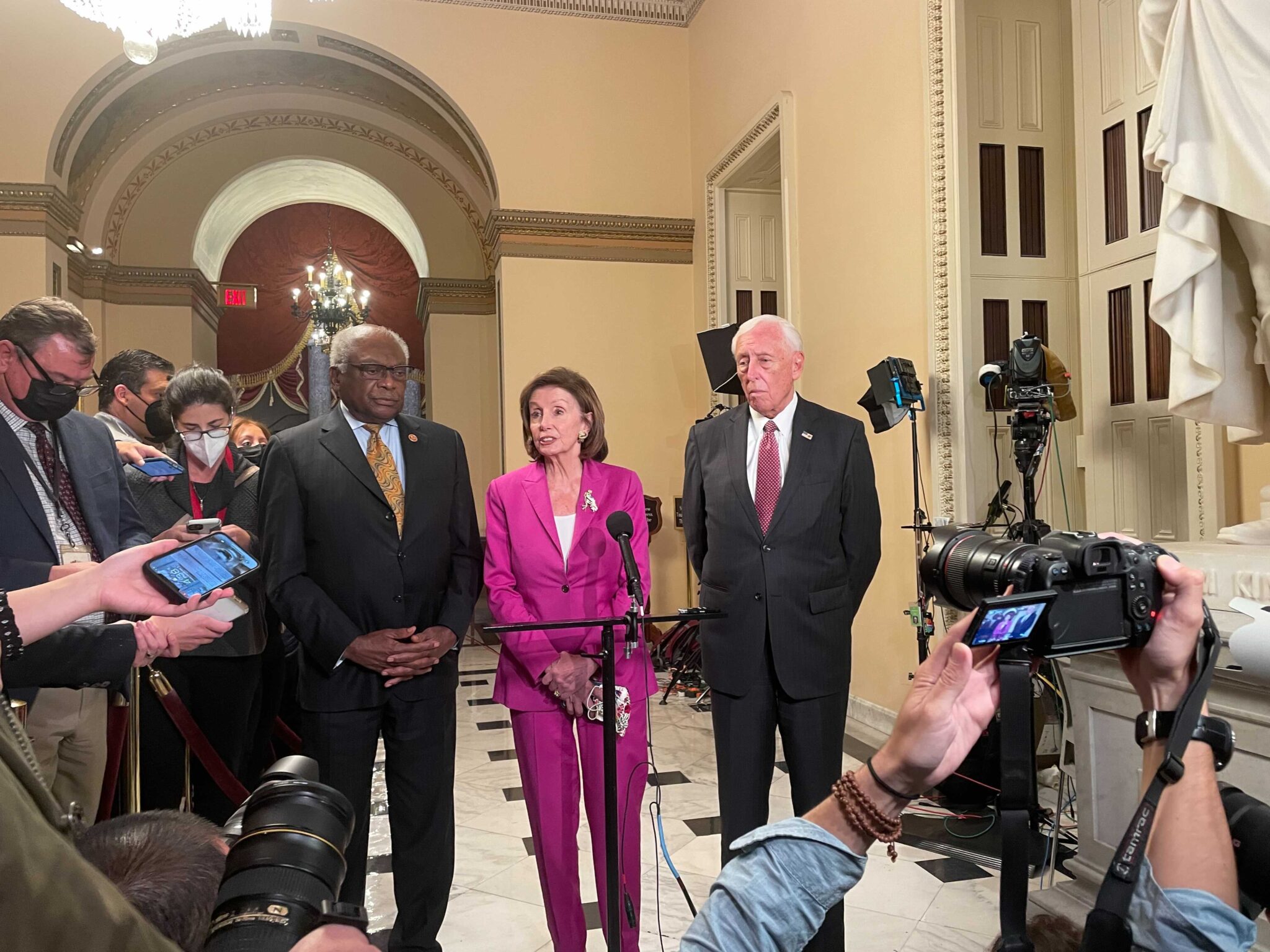 pelosi-110521-2048x1536