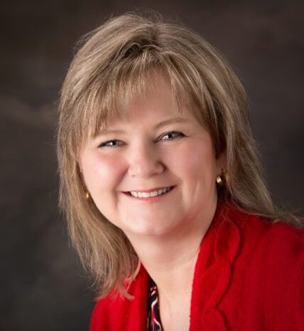 Lisa-Ritchie-Webpage-Pic-428x600