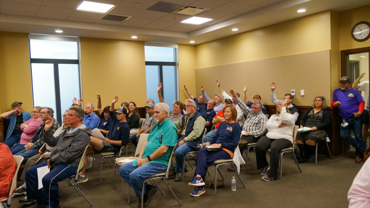 Tennis players at Commission meeting