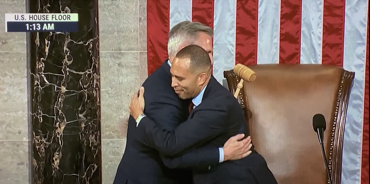 Jeffries hands over gavel to McCarthy