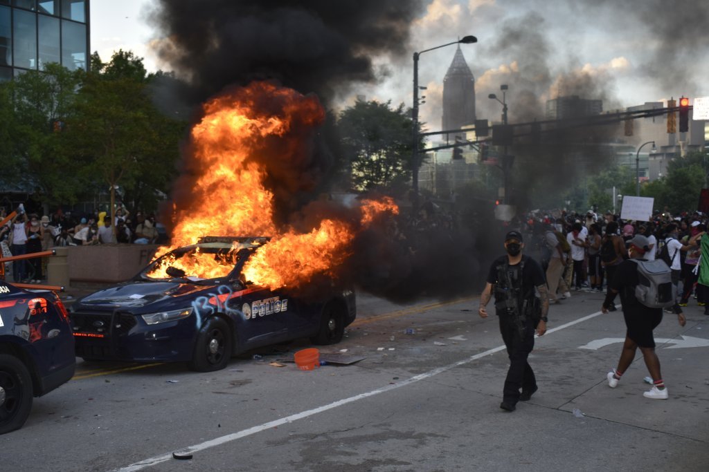 APD police cruiser on fire