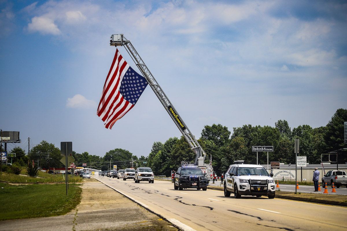 Richie Alford procession30