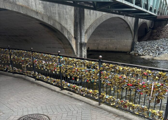 love lock bridge Helen 3