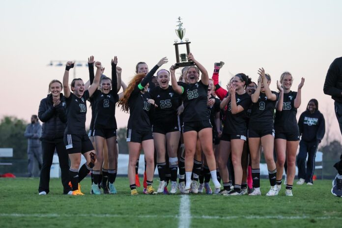 TFS soccer region win