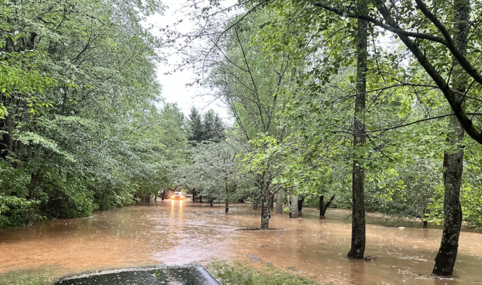 Cross Creek road flooding