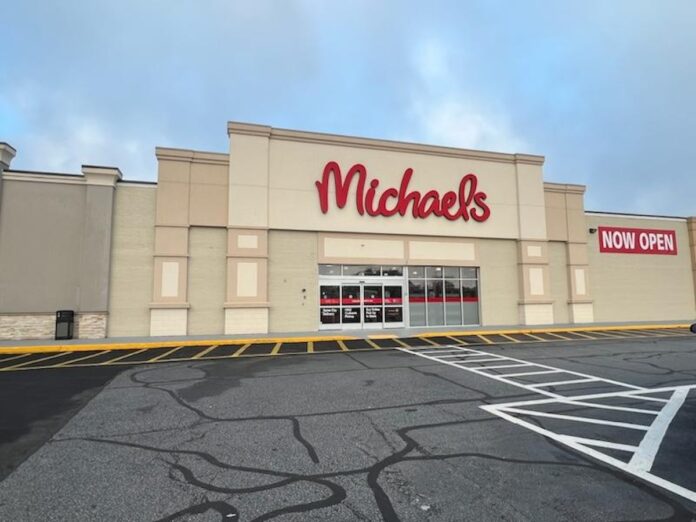 Michael's in Cornelia14