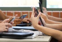 New law bans cell phones in Muscogee County School District