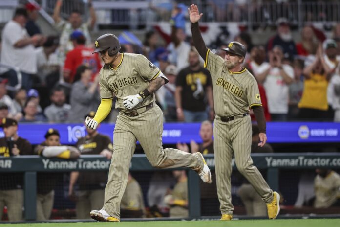 Padres Braves Baseball