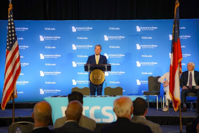 Kemp at TCSG bill signing