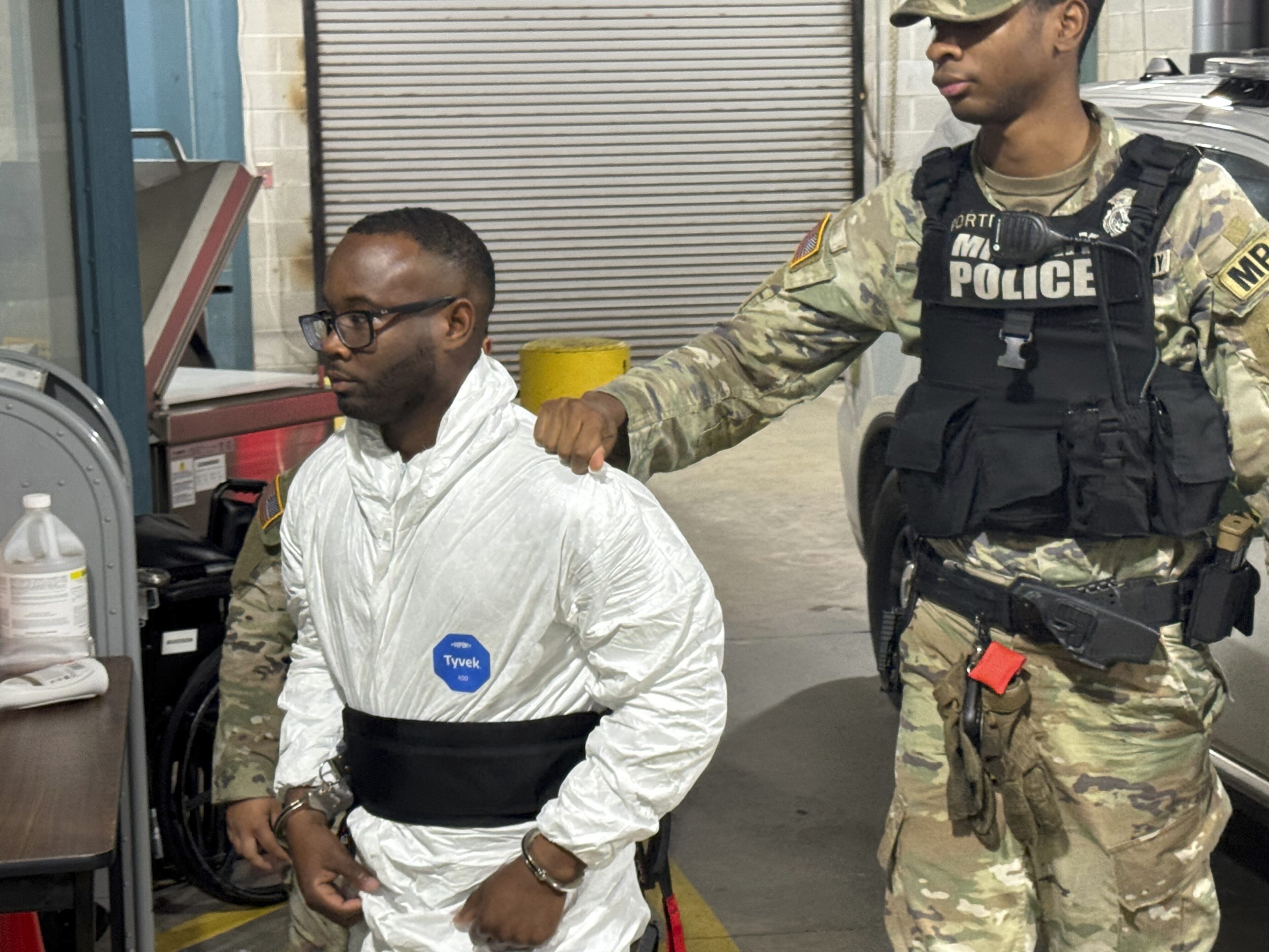 Army sergeant to appear before a military judge on charges that he shot 5 people at Georgia base