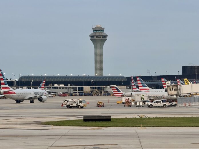 American-Airlines-at-Chicago-O'Hare