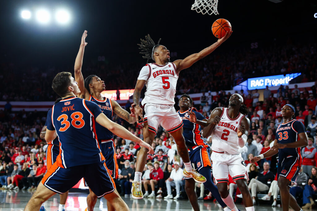 Wilkinson scores 31 points as high-scoring No. 23 Georgia tops Auburn ...