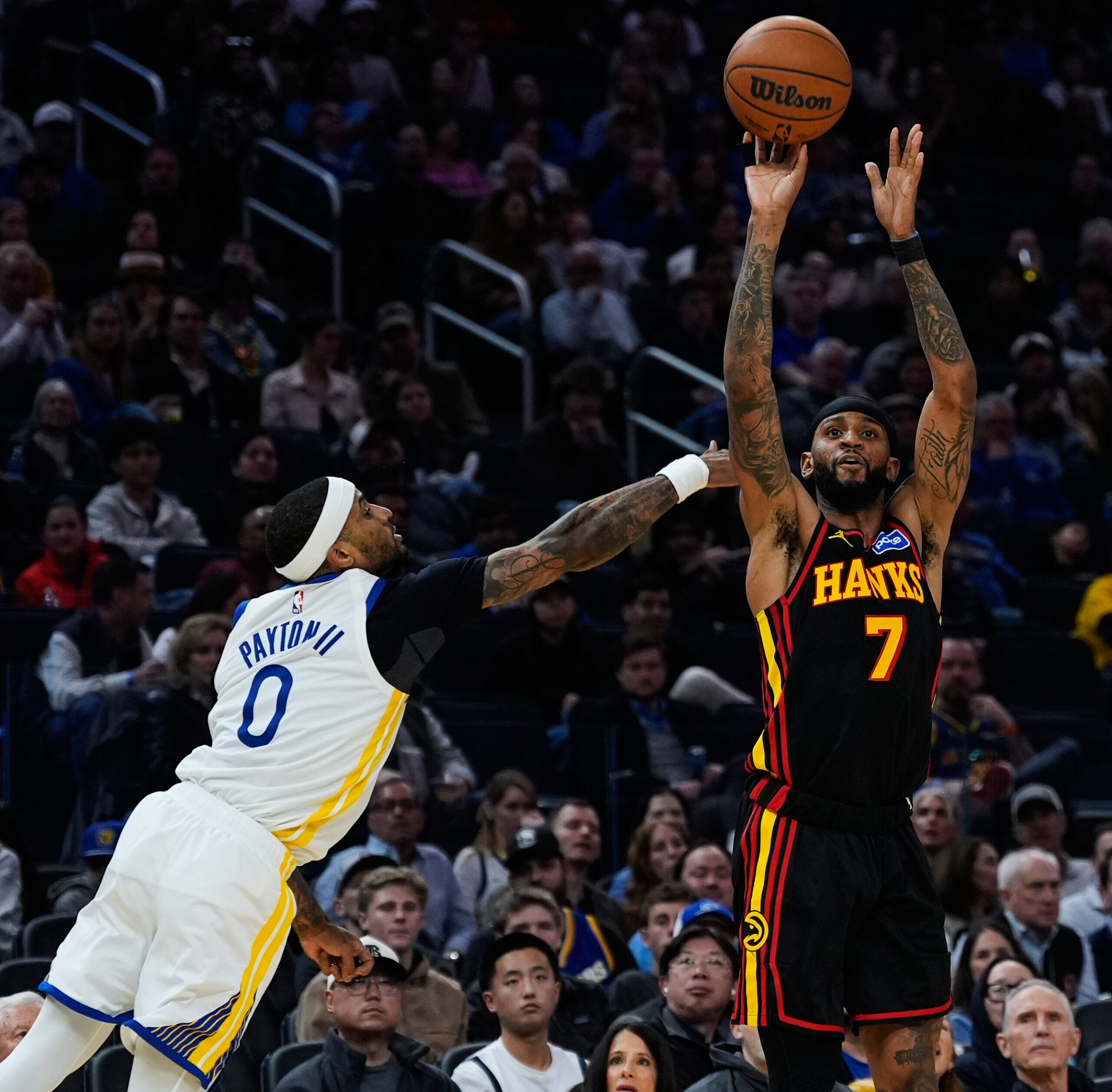 Hawks get double-digit scoring from 8 players and beat Grizzlies