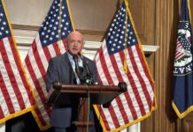Pentagon will try to penalize Arizona Sen. Mark Kelly for illegal orders video