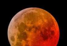 Total Lunar Eclipse early Tuesday morning
