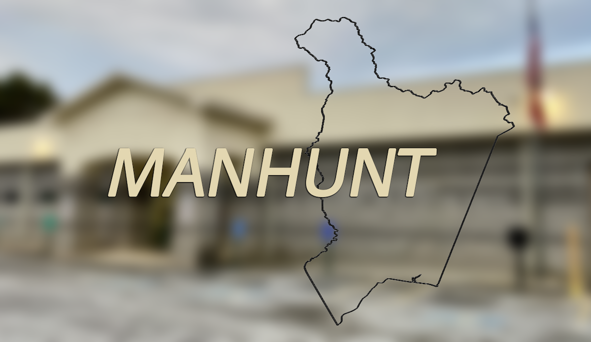 Manhunt underway outside Cornelia after suspect flees traffic stop