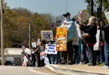‘No Kings’ protests draw crowds, spark online debate across Northeast Georgia
