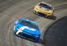 Denny Hamlin beats teammate Chase Briscoe at Dover