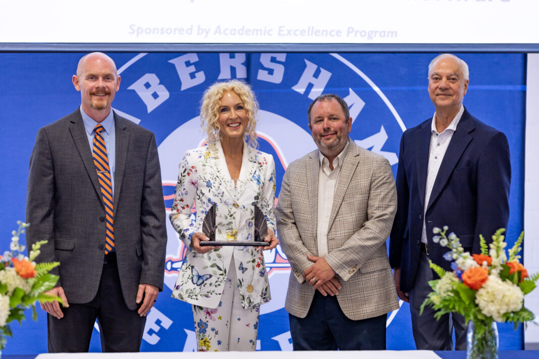 Kimberly Schlapman Lifetime Achievement Award ceremony May 22, 2026 -13