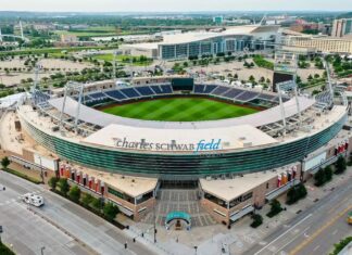 Georgia learns College World Series path, opener against Texas set for Saturday night
