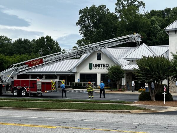 No smoke, no fire at United Bankshares