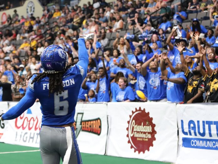 Columbus-Lions-3