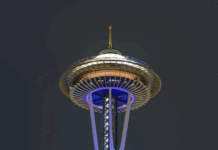 Seattle police are searching for two men who parachuted from the Space Needle