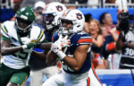 Eric Winters stops Baylor’s 2-point try as Auburn prevails 17-16