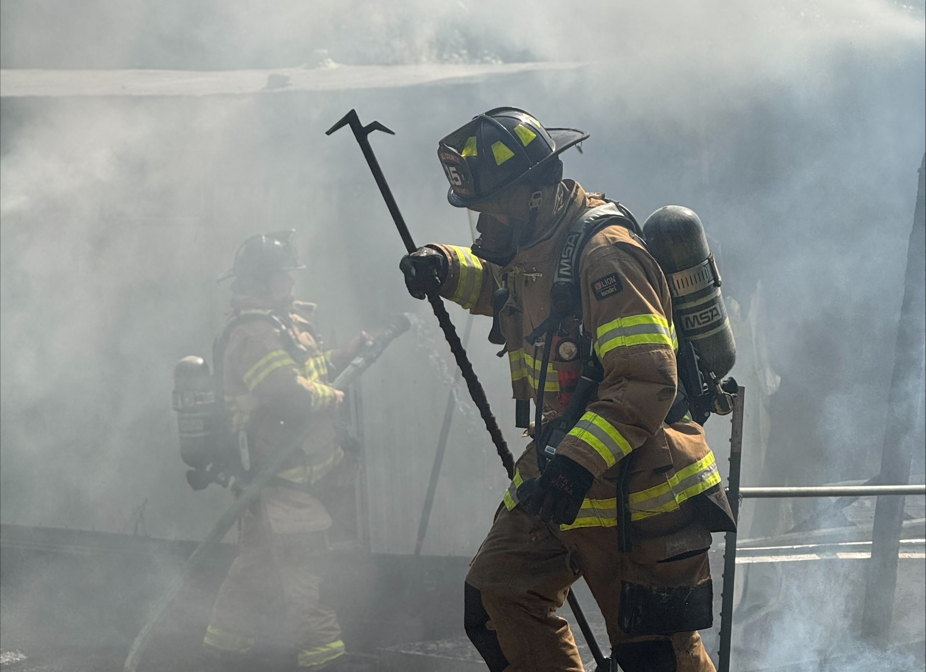 Mobile home fire displaces Lula residents
