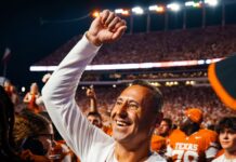 Texas rises to No. 1 in AP poll, Ohio State and Oregon tumble