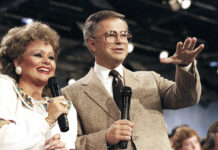 Jim Bakker, who lost his ‘PTL Club’ televangelism empire in sex and money scandals, dies at 86