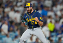 Brewers sweep the Dodgers in the NLCS to reach the World Series for the first time since 1982