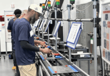 Nine states shed jobs in the past year