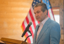 Candidates appeal to base in final days of tight governor’s race